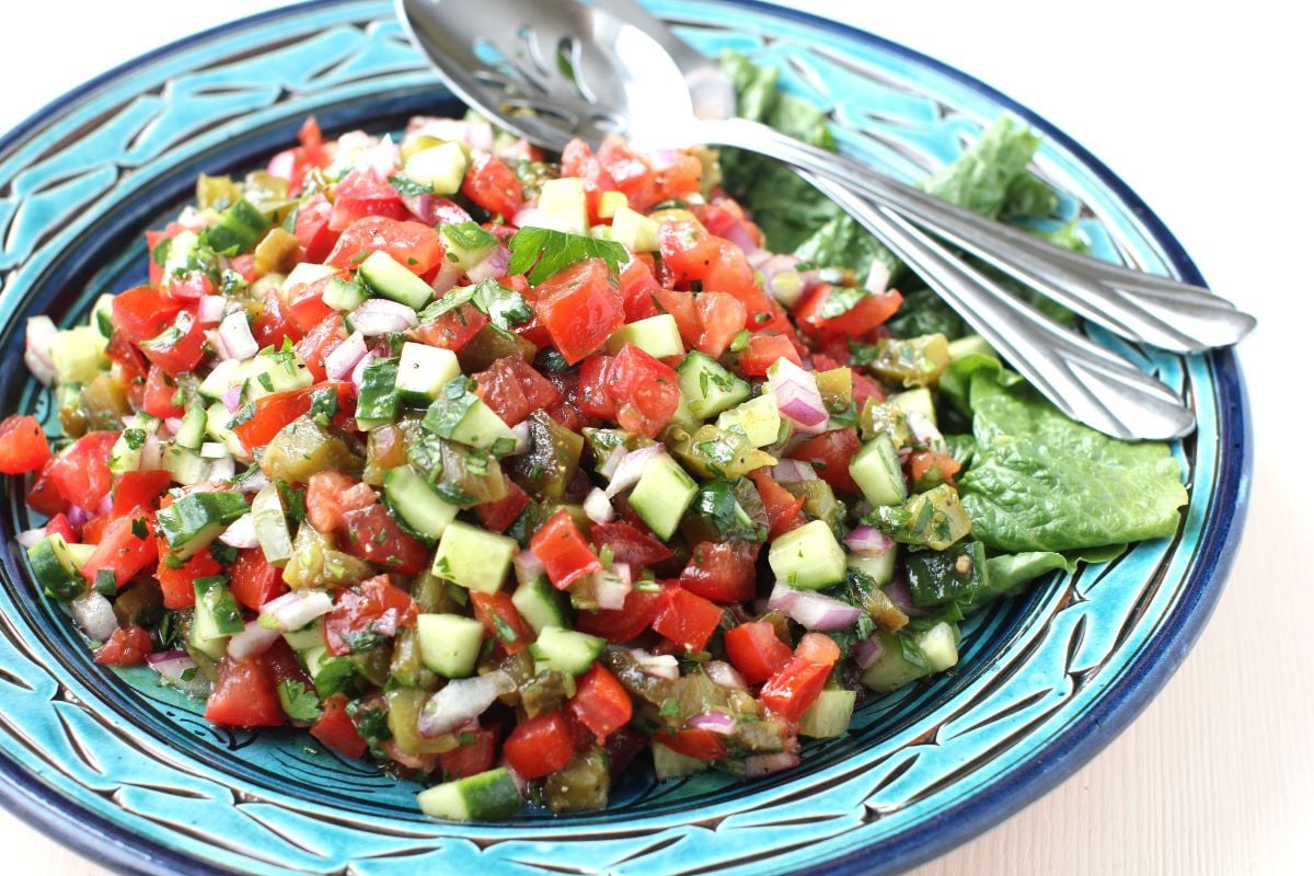 Cucumber Tomato Salad – Fresh and Easy Moroccan-Style Salad